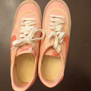 Nike 1980’s original waffle trainer. Women’s 8.5